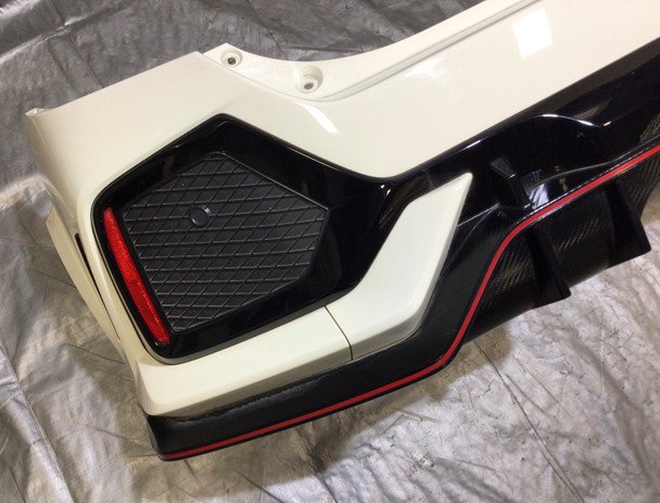 *DAMAGED* 2017-2019 Honda Civic Type R FK8 Rear Bumper Cover w/ Trim / TR101 - Image 4