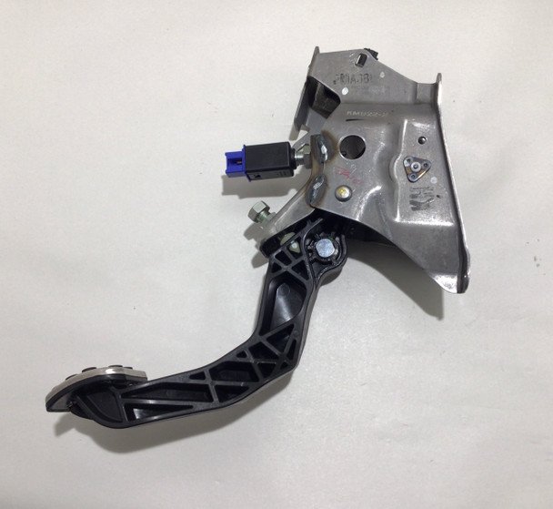 2017-2020 Honda Civic Type R FK8 Manual Pedal Assemblies / OEM / TR101 - Image 7