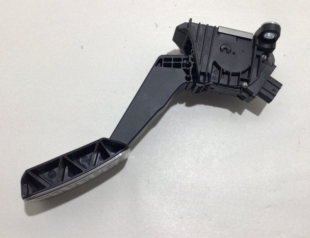 2017-2020 Honda Civic Type R FK8 Manual Pedal Assemblies / OEM / TR101 - Image 5